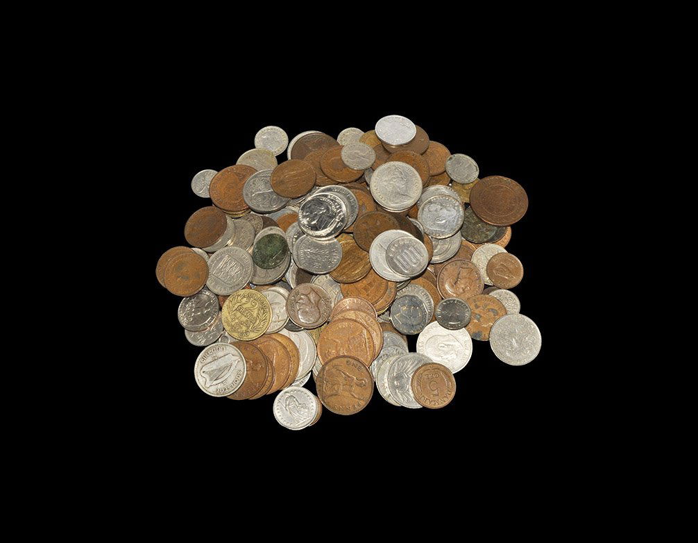 World Coins - Mixed Group [200+] (1 of 1)