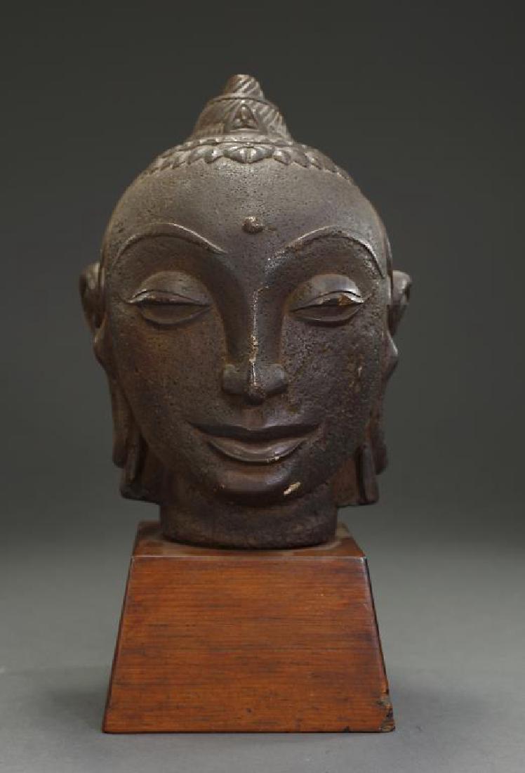 ANTIQUE WOOD CARVING OF BUDDHAâ€™S HEAD (1 of 2)