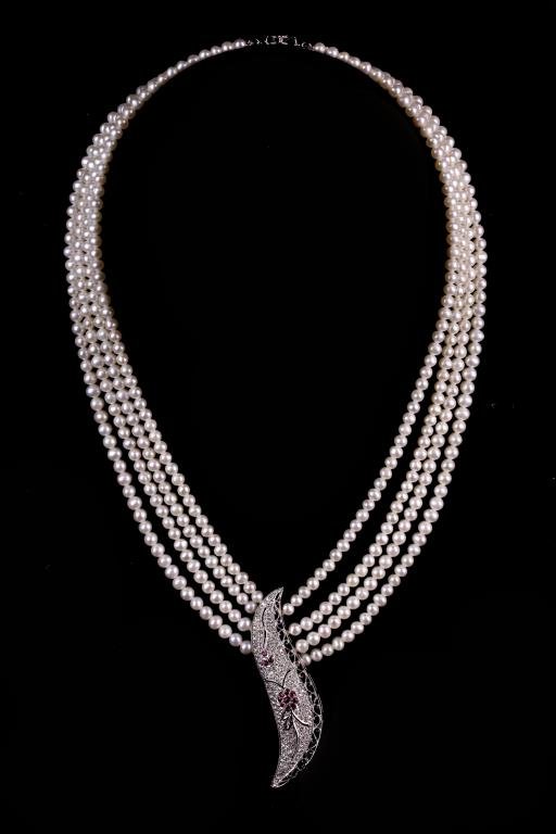 PEARL NECKLACE W/ DIAMOND AND RUBY (1 of 2)