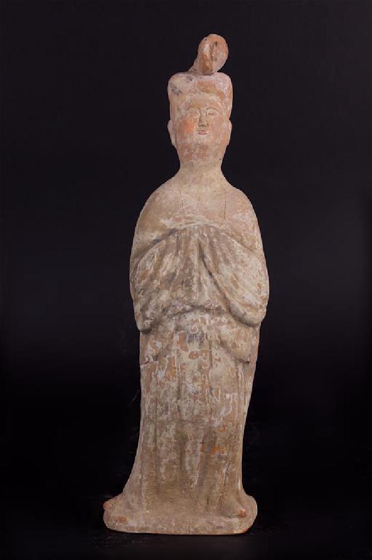 PAINTED RED PTTERY OF A COURT LADY W/ CERTIFICATE (1 of 4)