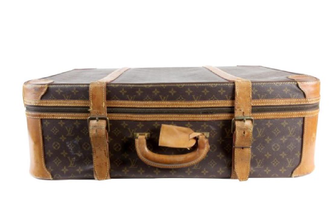 LOUIS VUITTON LUXURY VINTAGE SUITCASE (1 of 3)