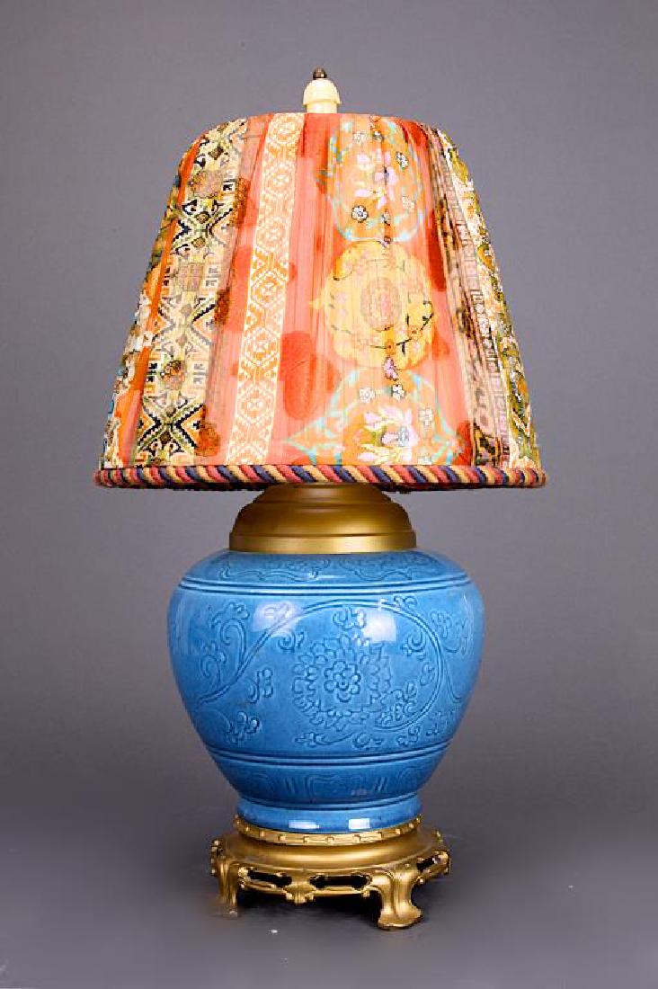CHINESE BLUE PORCELAIN TABLE LAMP (1 of 2)