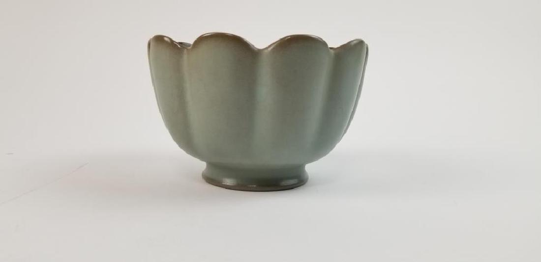 CHINESE CELADON LOTUS BOWL (RU YAO) (1 of 5)