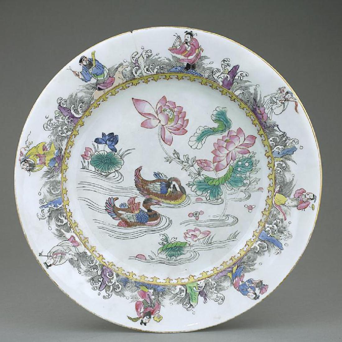 ANTIQUE CHINESE FAMILLE ROSE DISH (1 of 2)