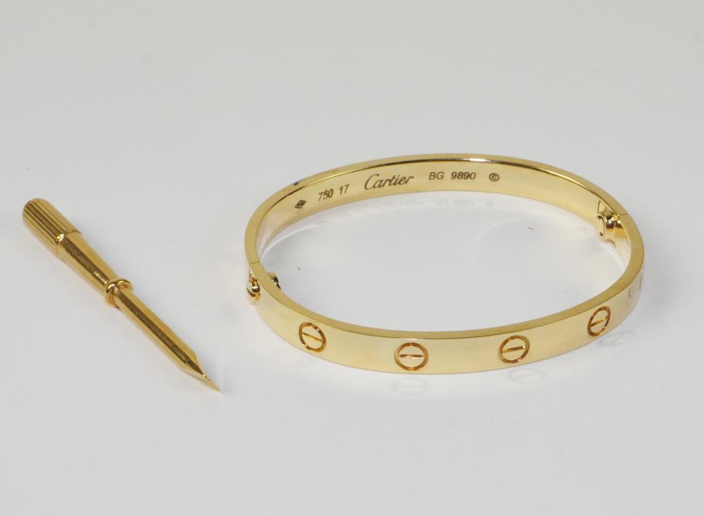 CARTIER-STYLE 18K YELLOW GOLD BRACELET: 18K