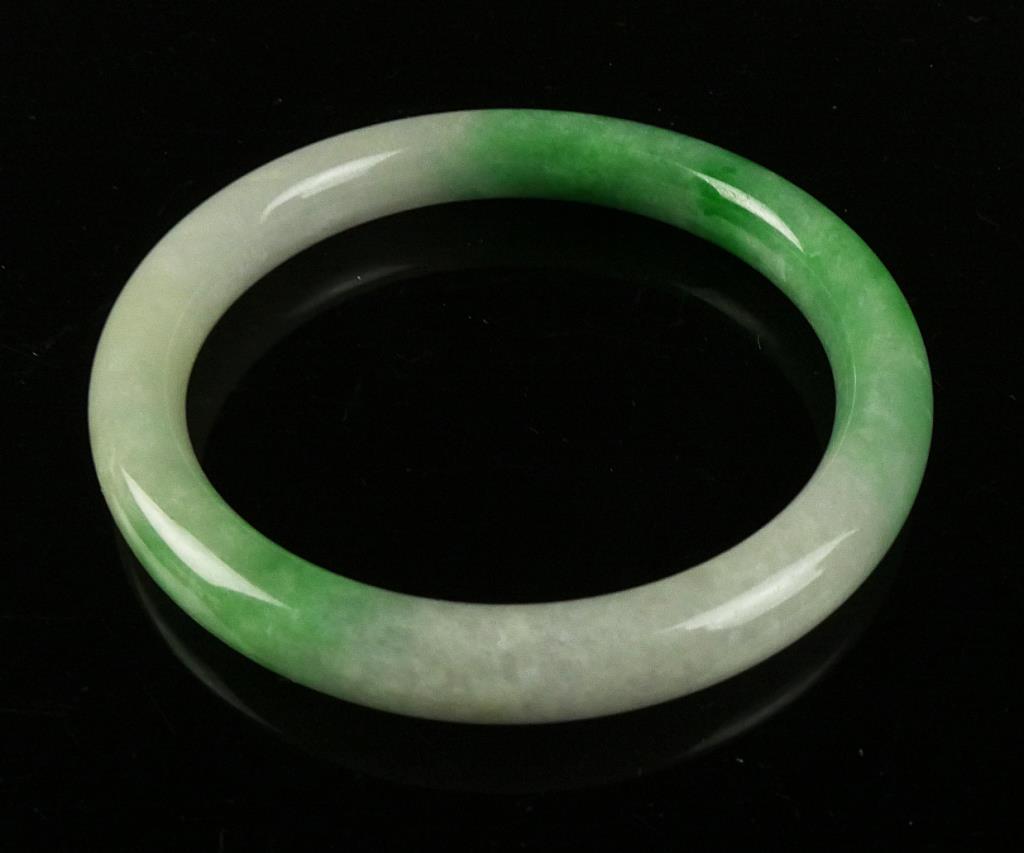 NATURAL JADEITE BANGLE, WITH CERTIFICATE (1 of 1)