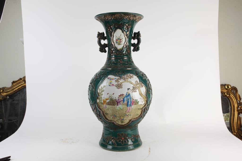 UNUSUAL CHINESE GREEN GLAZED DOUBLE HANDLES VASE (1 of 5)