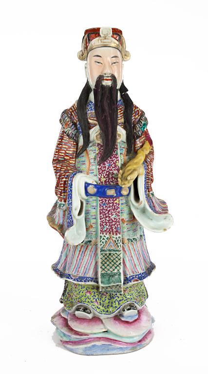 FAMILLE ROSE FIGURE OF A STANDING SCHOLAR (1 of 4)