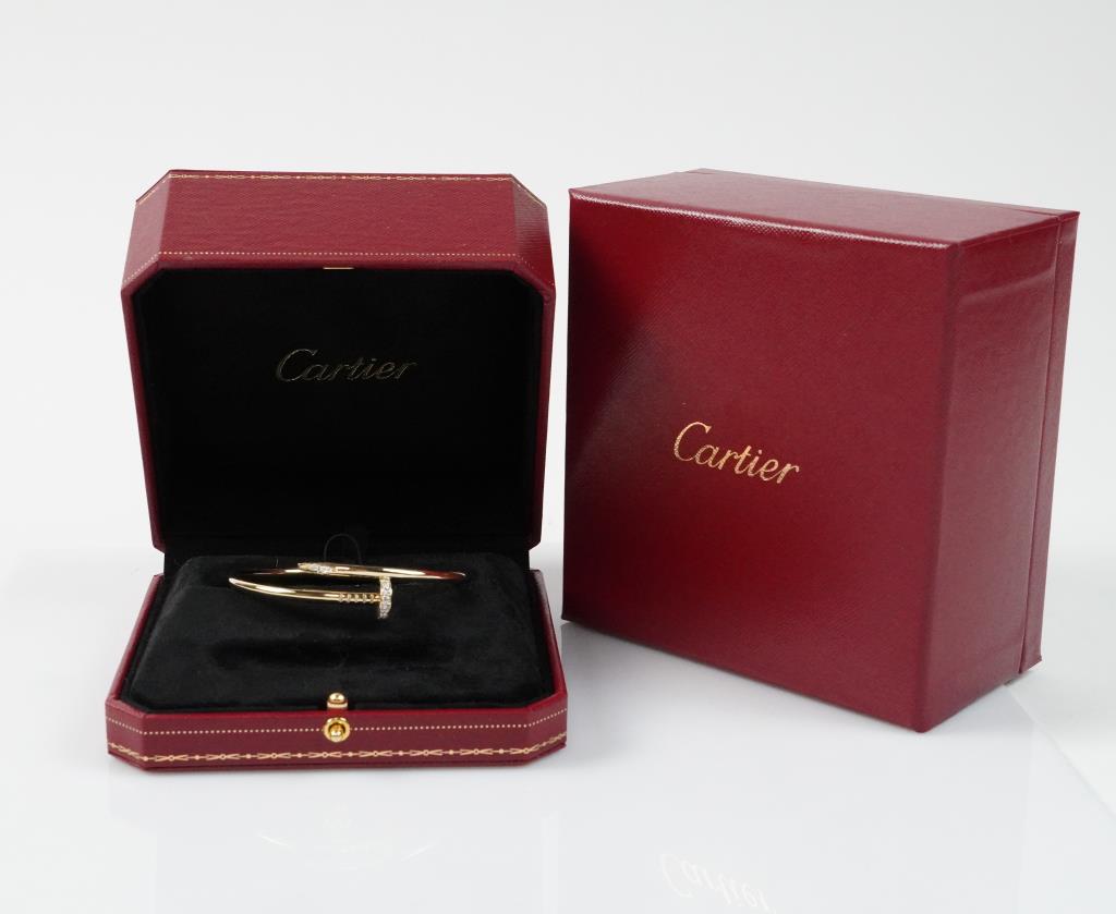 18K VINTAGE YELLOW GOLD CARTIER-STYLE BANGLE (1 of 4)