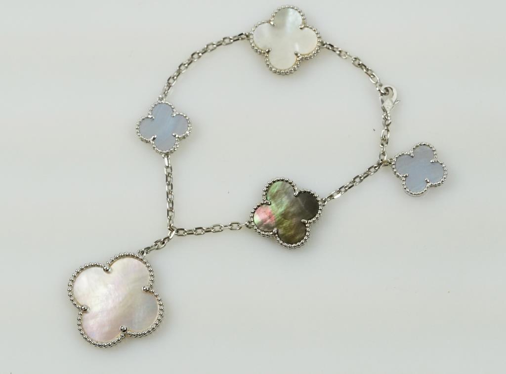 VINTAGE 18K GOLD VAN CLEEF & ARPELS STYLE BRACELET: With multi-colored mother-of-pearl pendants/charms