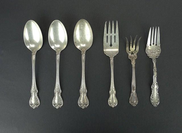 SIX PIECES OF STERLING SILVER UTENSILS (1 of 2)