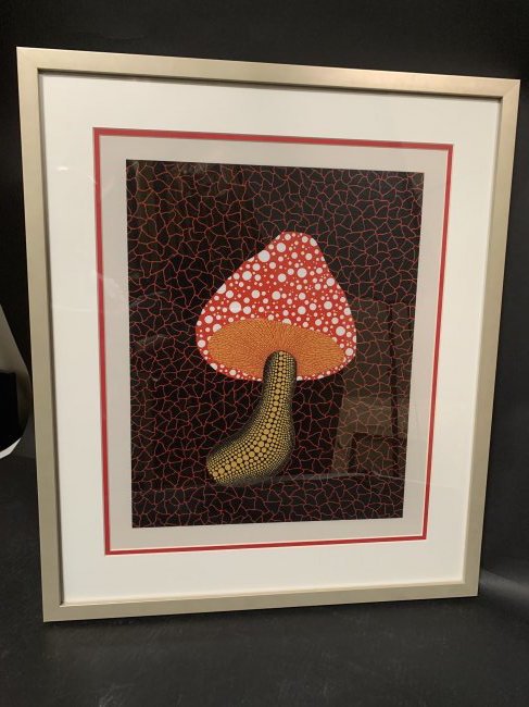 LITHOGRAPH OF A YAYOI KUSAMA MUSHROOM ARTWORK (1 of 2)