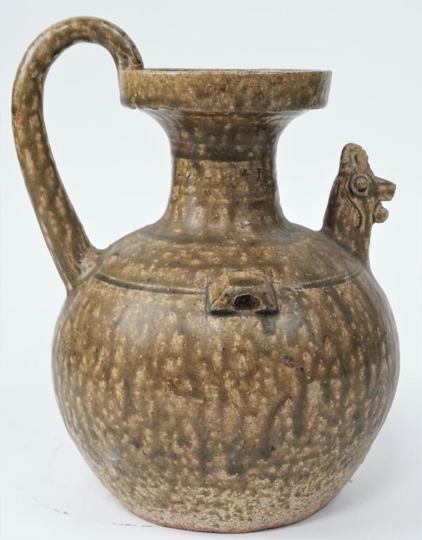 CHINESE POTTERY EWER (1 of 4)