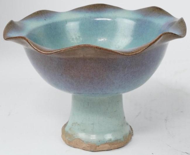 CHINESE JUNYAO PURPLE-SPLASHED STEM BOWL (1 of 7)