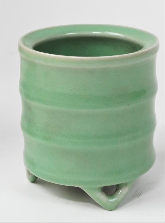 CHINESE CELADON RIBBED VESSEL (1 of 3)