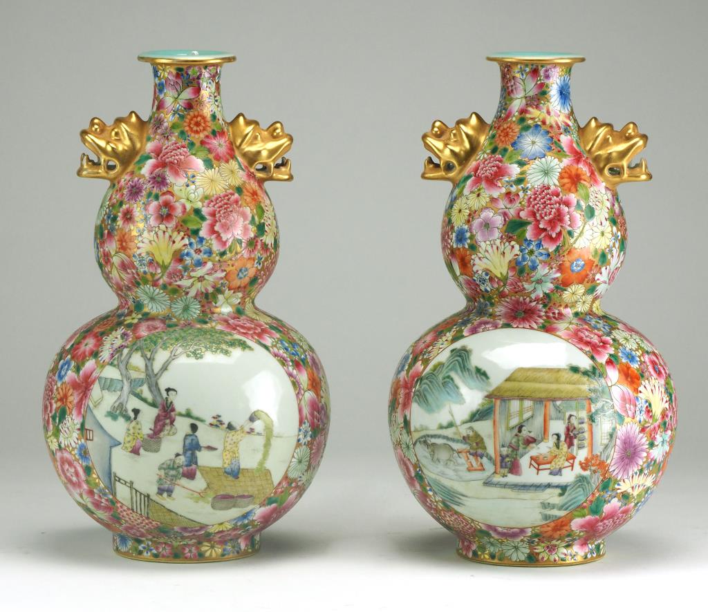 PAIR OF CHINESE DOUBLE GOURD VASES (1 of 1)
