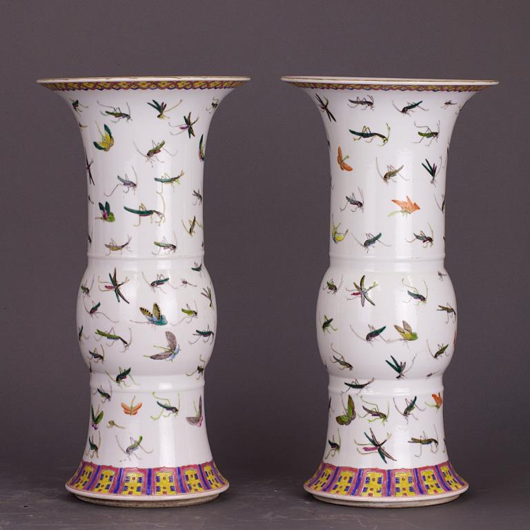 PAIR OF CHINESE 'INSECT' GU VASES (1 of 2)