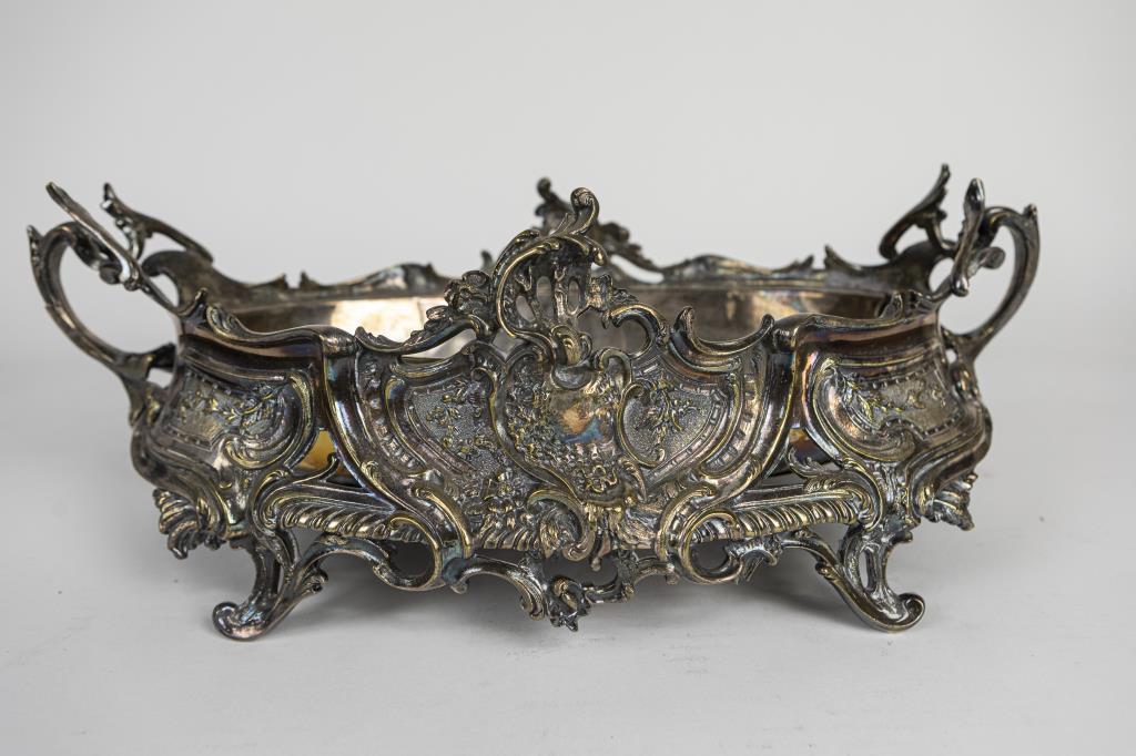 19TH C. SILVER-PLATED JARDINIERE CENTERPIECE (1 of 5)