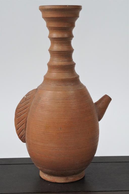 CHINESE POTTERY EWER (1 of 3)