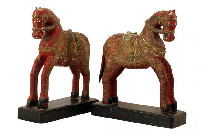 REPOUSSED SILVER BOX IN A SHAPE OF A COW: L: 6 1/4 in. (16cm), has a chased design all over its hair, and flowers in some areas of its body, hallmarked Cambodia 900 silver.
