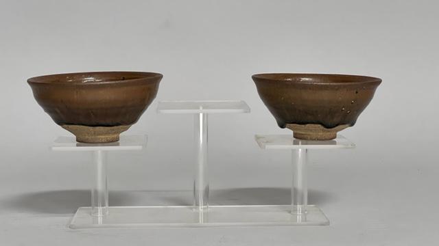 A SET OF TWO CEREMONIAL WINE CUPS: Size: