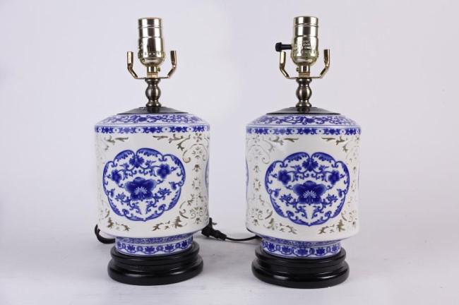 PAIR OF BLUE AND WHITE RETICULATED VASES, AS LAMPS: Each lamp decorated with flower bands and leave scrolls. H: 12 3/4 in.