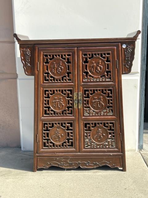 ANTIQUE CHINESE ROSEWOOD CABINET (1 of 6)