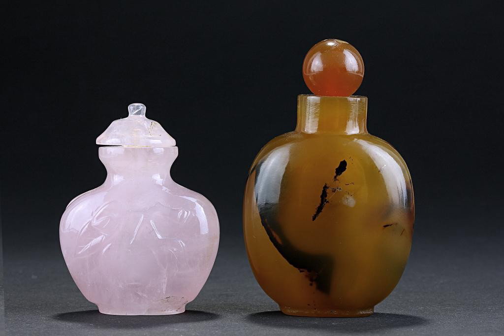 ASSORTED CHINESE SNUFF BOTTLES