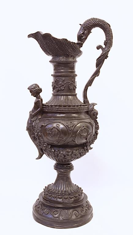 LARGE BRONZE EWER WITH DRAGON CURVED HANDLE (1 of 2)