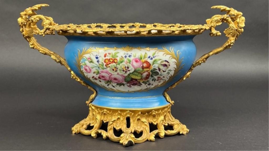 19TH CENTURY FRENCH SEVRES PORCELAIN CENTERPIECE (1 of 9)