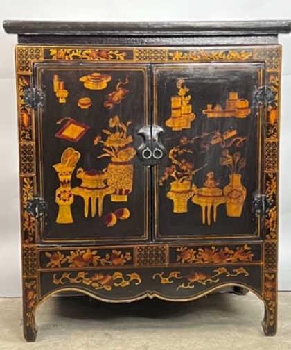 ANTIQUE CHINESE BLACK LACQUER HAND-PAINTED CABINET (1 of 9)