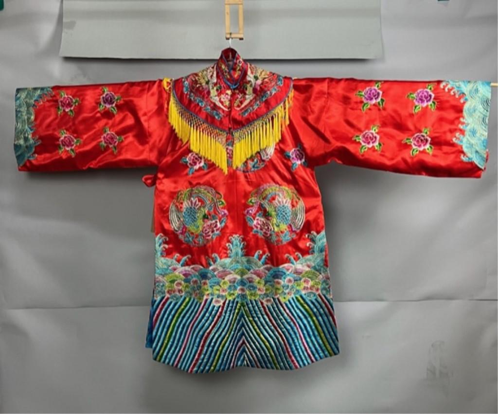 BEAUTIFUL IMPERIAL CHINESE SILK ROBE (1 of 8)