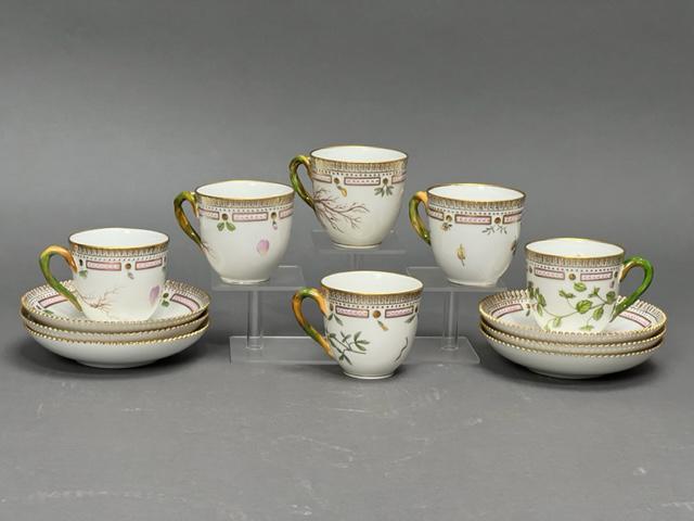 ROYAL COPENHAGEN DENMARK SET OF 6 CUPS AND SAUCERS (1 of 5)