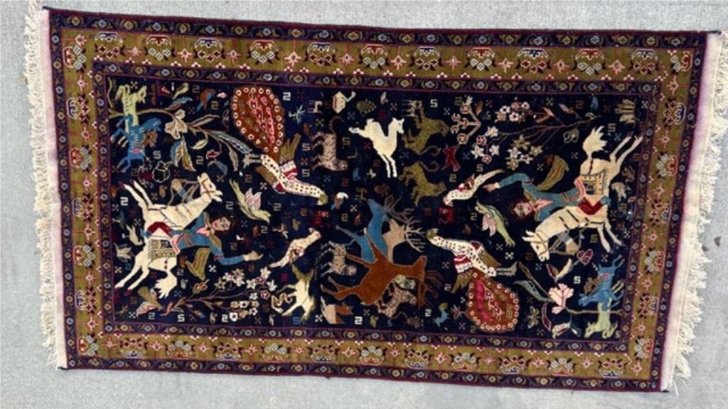 FINE HAND-MADE PERSIAN WOOL AND SILK RUG (1 of 5)