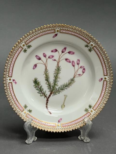 ROYAL COPENHAGEN DENMARK FLORA DANICA PLATE: Flora Danica is unbreakably linked to the Danish Royal Family. Each exquisite piece represents a story of royalty, diplomacy and deep respect; of the life's work of talented illustrators; of fine exce