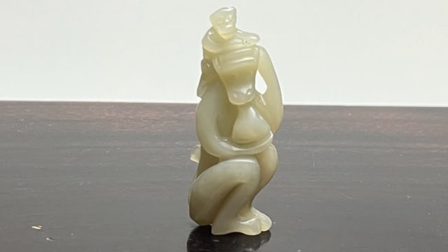 CHINESE CARVED WHITE JADE FIGURE OF A MONKEY (1 of 3)