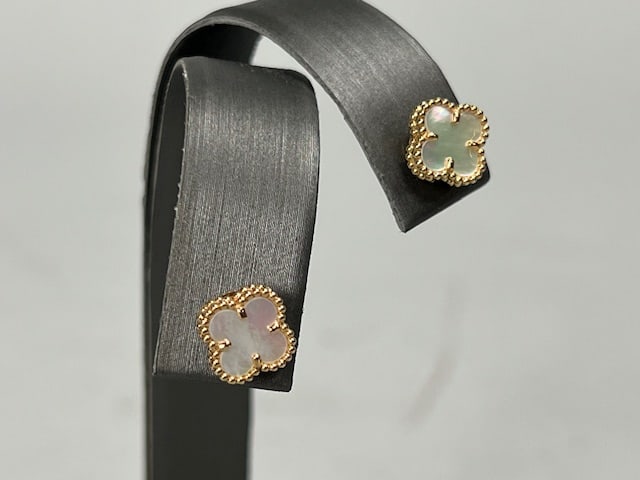 VINTAGE VAN CLEEF & ARPELS STYLE ALHAMBRA EARRINGS (1 of 4)