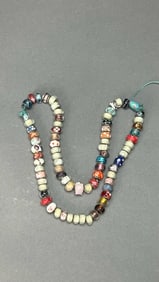 MULTICOLOR GLASS BEADED NECKLACE