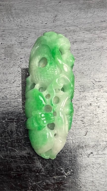 CHINESE CARVED OPENWORK JADE PENDANT (1 of 4)