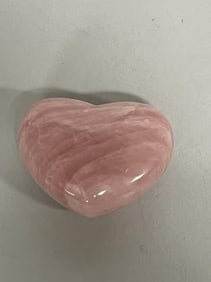 HEART-SHAPED ROSE QUARTZ CHARM