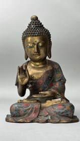 CHINESE GILTBRONZE FIGURE OF A SEATED BUDDHA