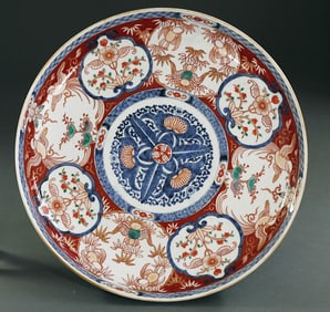 VERY LARGE JAPANESE IMARI PORCELAIN CHARGER