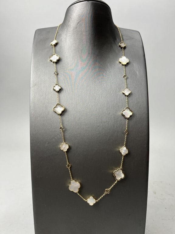 LONG VINTAGE NECKLACE (1 of 1)