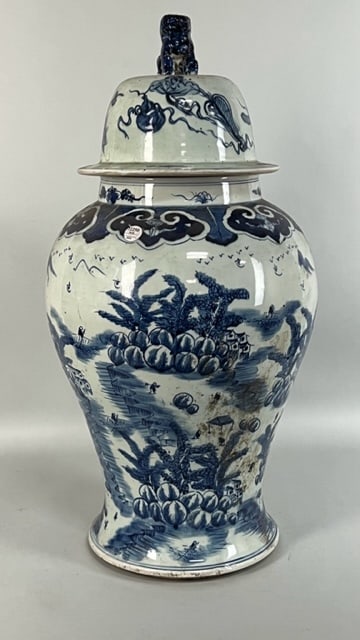 CHINESE BLUE AND WHITE LIDDED TEMPLE JAR (1 of 7)