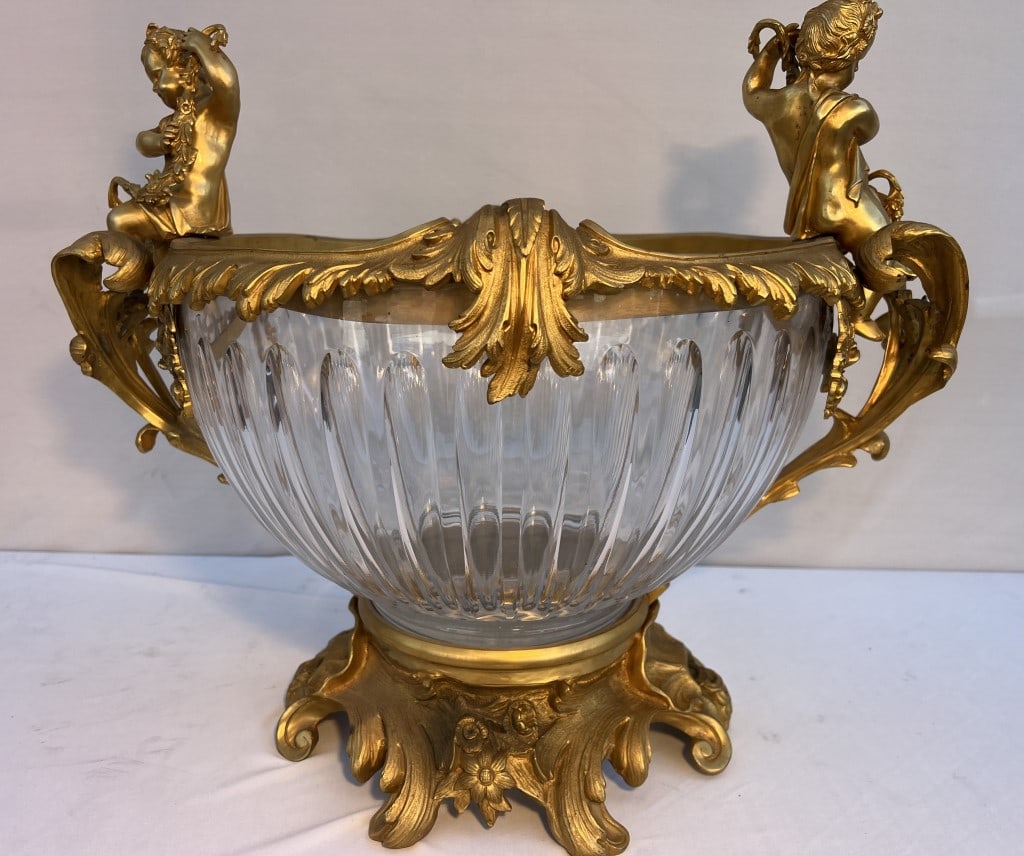 MAGNIFICENT CRYSTAL AND GILT BRONZE CENTERPIECE (1 of 6)