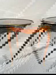 ELEGANT ROUND PARQUETRY TABLE WITH BRONZE INLAY