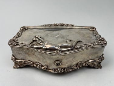 AMERICAN SILVER PLATED JEWELRY BOX