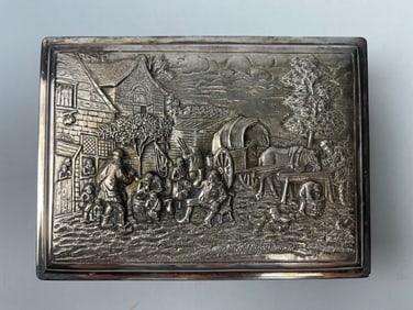 RECTANGULAR SILVER-PLATED CIGARETTE BOX