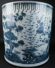 CHINESE BLUE AND WHITE JARDINIERE