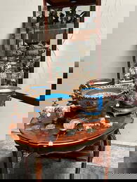 SOPHISTICATED HOME DÉCOR & FINE ART AUCTION